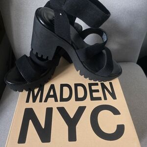 Madden NYC Women's Black Chunky Platform Heeled Sandals